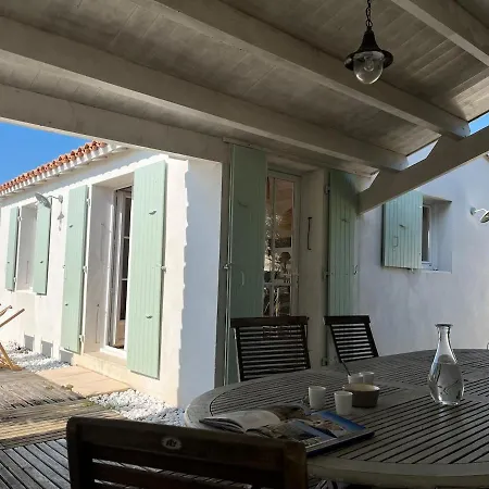 Prázdninový dům Maison 5 Min De L'ocean Avec Jardin