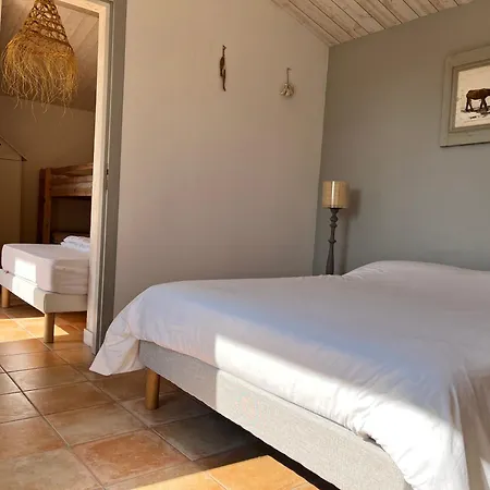 Prázdninový dům Maison 5 Min De L'ocean Avec Jardin *