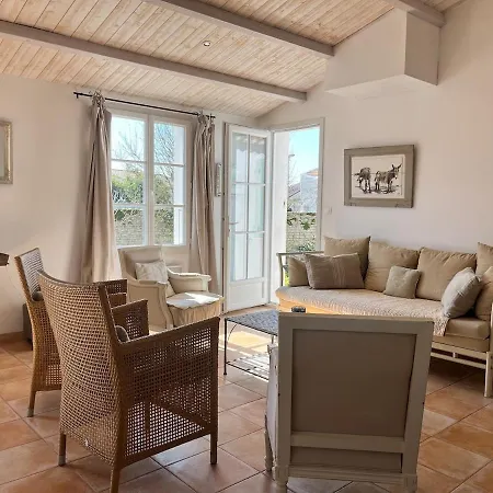 Prázdninový dům Maison 5 Min De L'ocean Avec Jardin La Couarde-sur-Mer