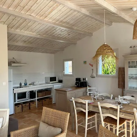 Maison 5 Min De L'ocean Avec Jardin